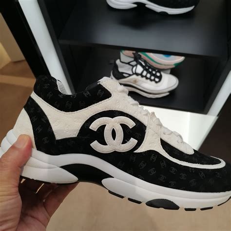 chanel sneaker zwart